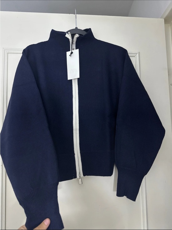 Zara Sweaters - Women’s Navy Zip-Front Sweater Jacket